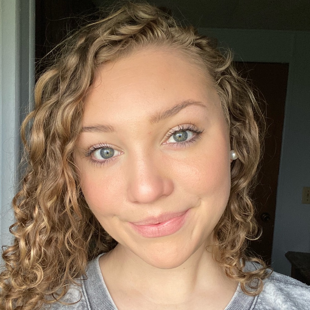 Meet your Posher, Abby